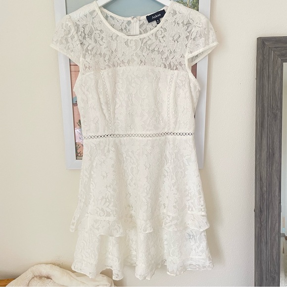 Vici Down The Aisle Dress / Vici Dress - Picture 2 of 3